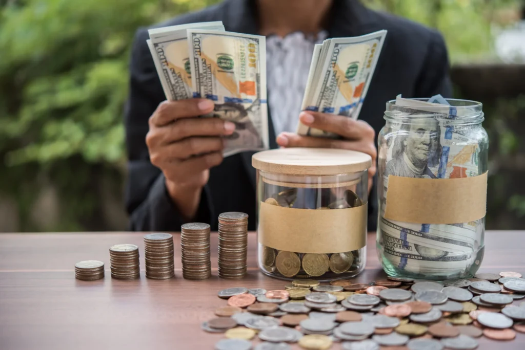 money management 2048x1367